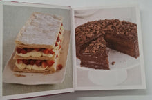 Load image into Gallery viewer, ILLUSTRATED STEP-BY-STEP BAKING - Caroline Bretherton
