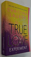 Load image into Gallery viewer, THE TRUE LOVE EXPERIMENT - Christina Lauren
