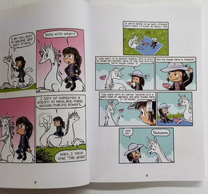 PHEOBE AND HER UNICORN - Dana Simpson