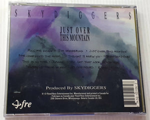 JUST OVER THIS MOUNTAIN (CD) - Skydiggers
