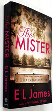 Load image into Gallery viewer, THE MISTER - E.L. James
