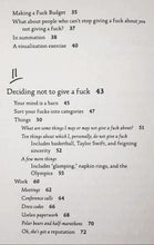 Load image into Gallery viewer, THE LIFE-CHANGING MAGIC OF NOT GIVING A F*CK - Sarah Knight

