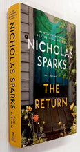 Load image into Gallery viewer, THE RETURN - Nicholas Sparks
