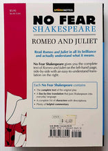 Load image into Gallery viewer, ROMEO AND JULIET - William Shakespeare, SparkNotes
